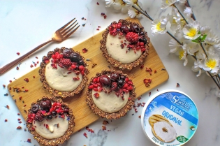 Berry Chocolate Tartlets - Vegan | Dairy Ko